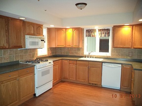 2nd image of 4519 Silverwood Dr
