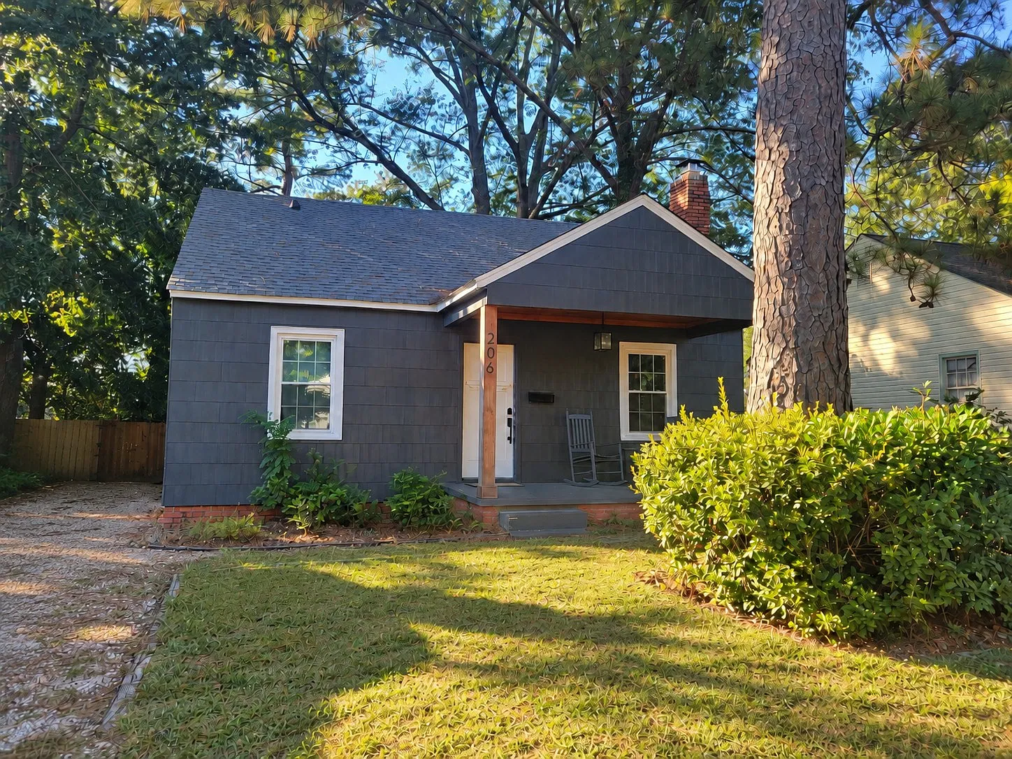 3 bed, 1270 sqft, $1,750 — Photo 1