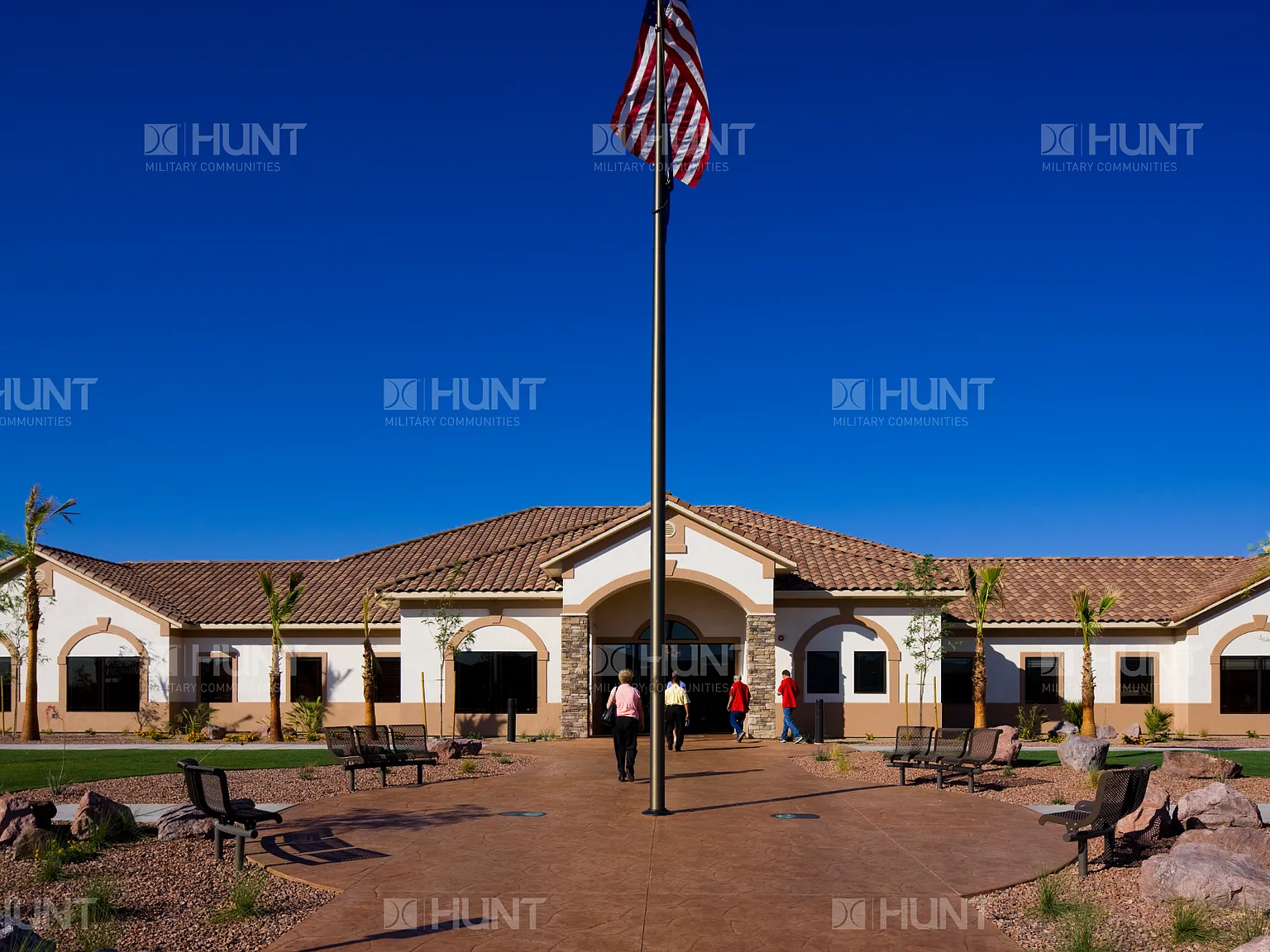 4 bed, 2.5 bath, 2029 sqft, $2,208 — Photo 2