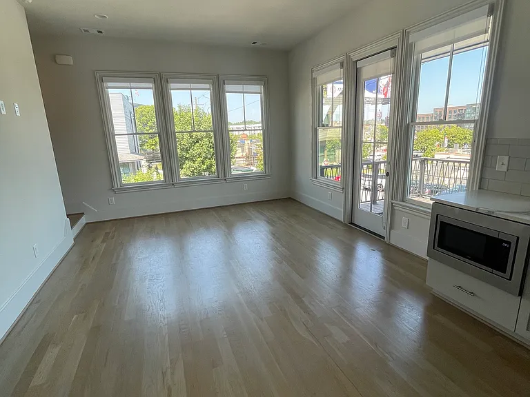 674 Exchange St SE — Photo 25