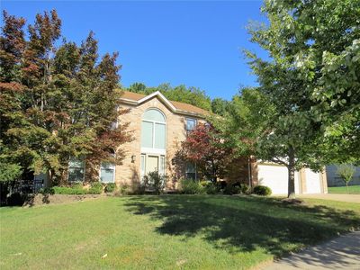 417 Clarendon Ln, Saint Charles, MO, 63301
