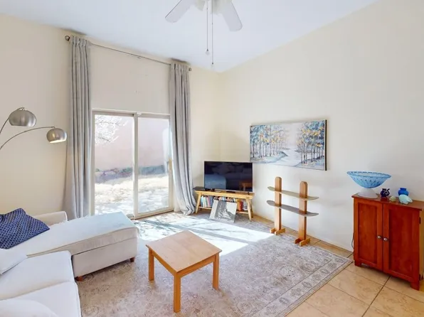 1000 Camino Oraibi, Santa Fe, NM 87505
