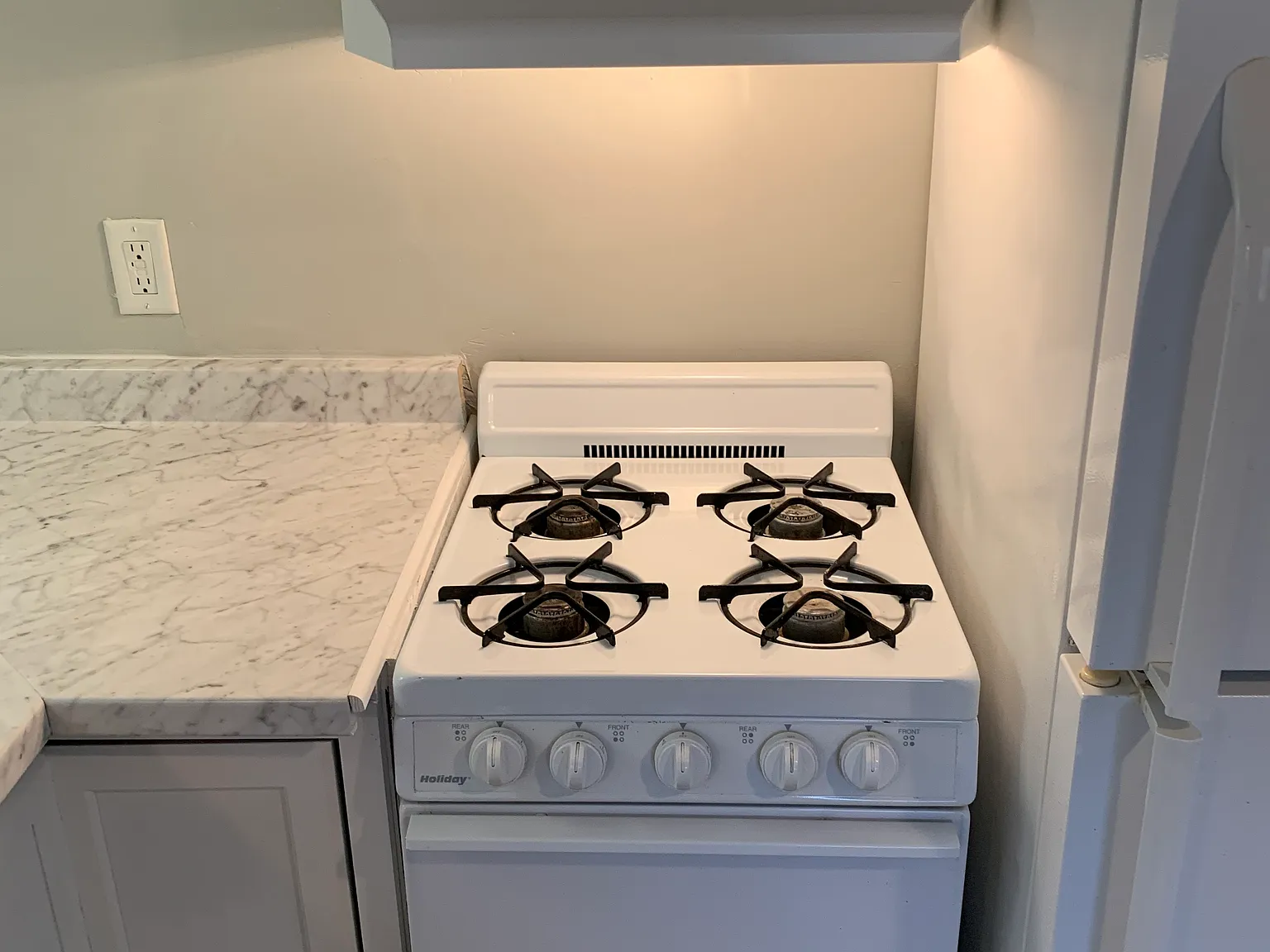 1 bed, 550 sqft, $1,600 — Photo 4