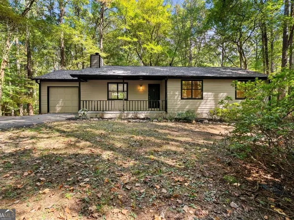 4006 Lake Acworth Dr NW, Acworth, GA 30101