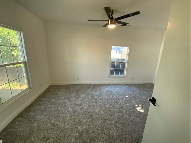 625 Faller Ave — Photo 2