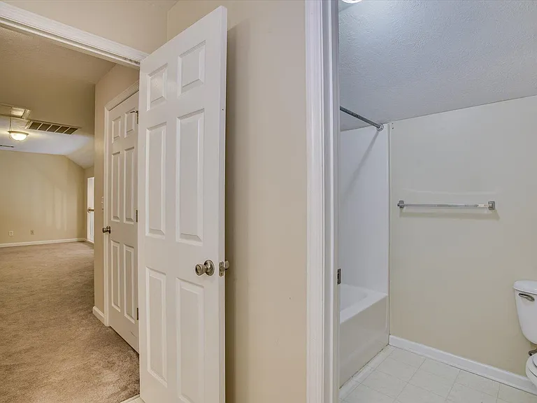 538 Midland Pass — Photo 21