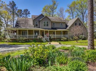 145 Oakwood Ave, Lancaster, VA 22503