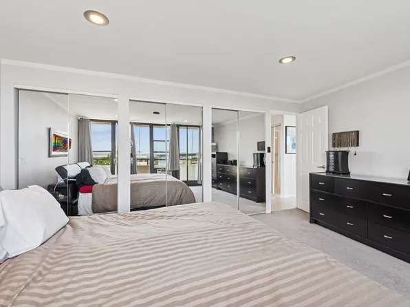 162-40 9th Avenue image 12 of 25