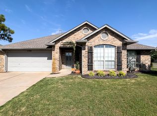 17300 Zinc Dr, Edmond, OK 73012