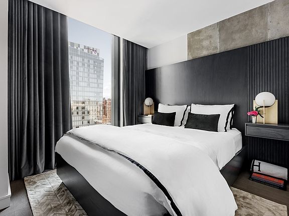 5th image of 55 Lagrange St #1003