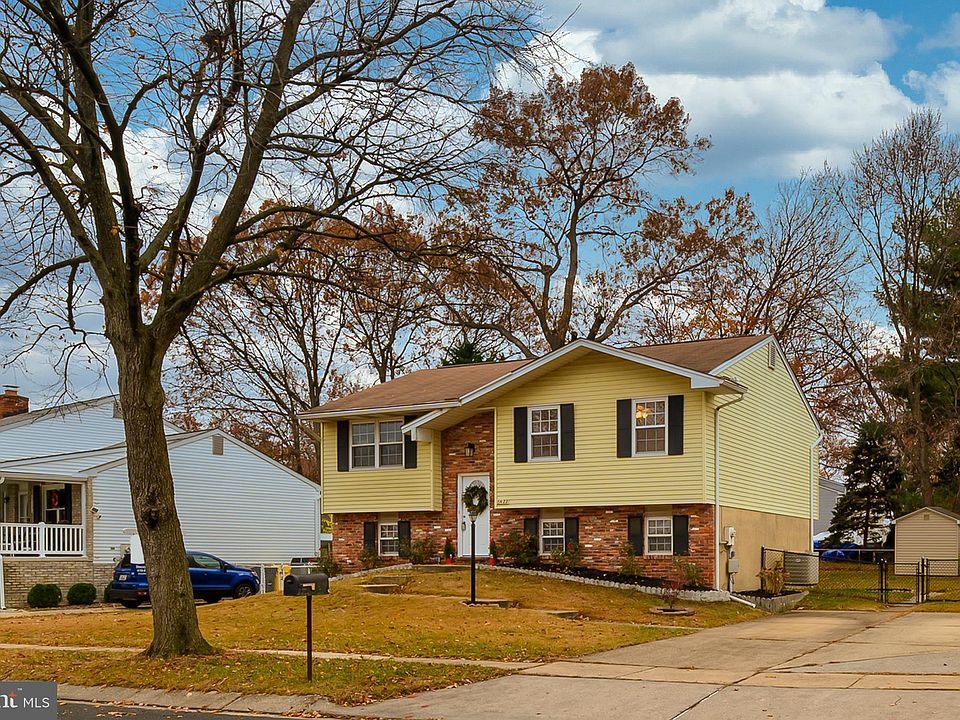 1st image of 6422 Golden Oak Dr