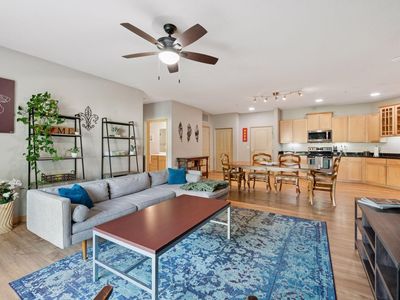 4132 Vernon Ave S #A103, Saint Louis Park, MN, 55416