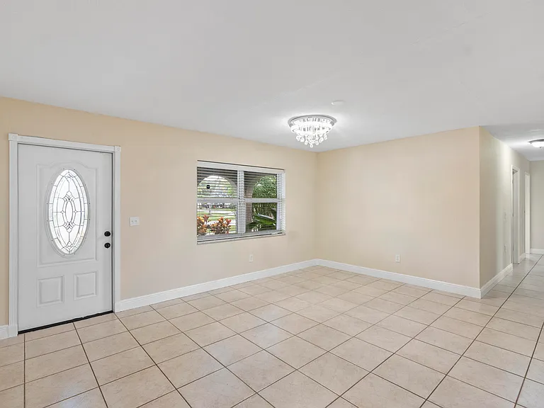 4784 Alfresco St — Photo 3