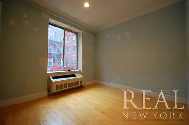 Rented by REAL New York | media 33