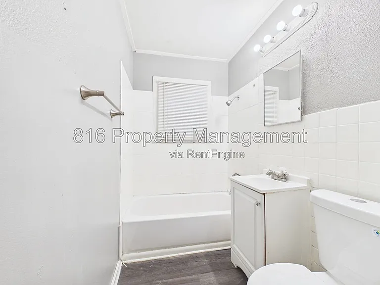 6808 S Benton Ave — Photo 21