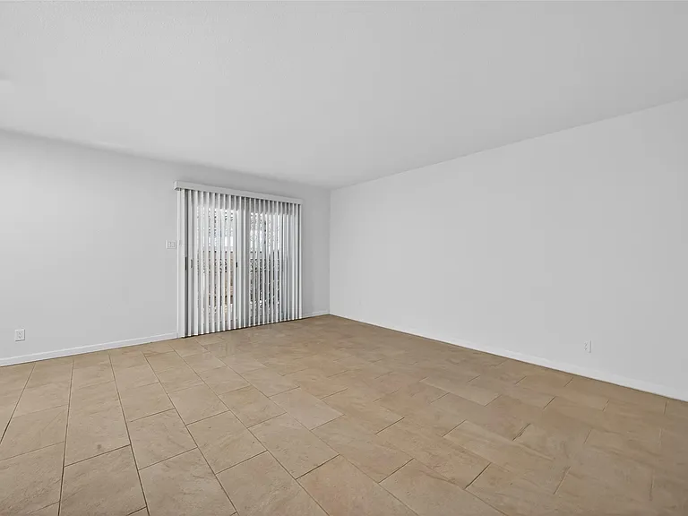 6201 Ranchester Dr #29 — Photo 5