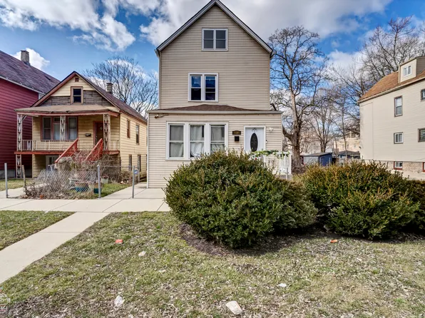 8826 S Marquette Ave, Chicago, IL 60617