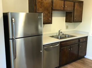 6840 Country Club Dr UNIT B, Rohnert Park, CA 94928