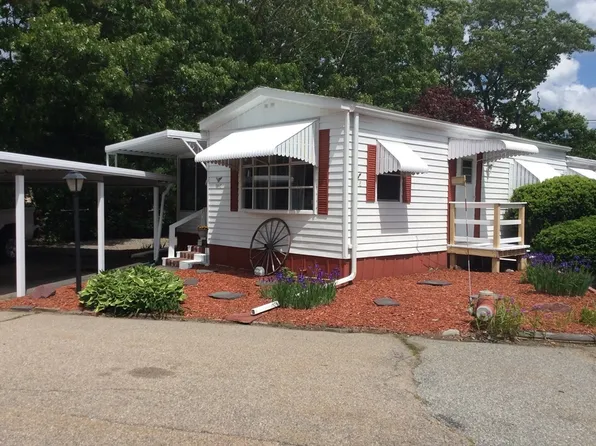 18 Taunton St #1, Plainville, MA 02762