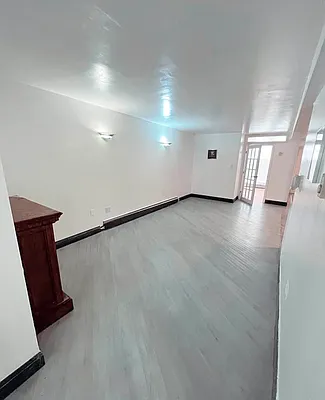 Rented by Highline Residential | media 8