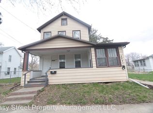 2947 13th Ave #2, Rock Island, IL 61201