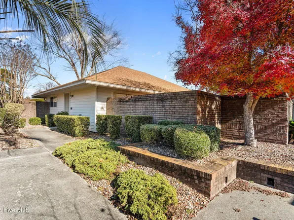 936 Summerlin Falls Court, Wilmington, NC 28412