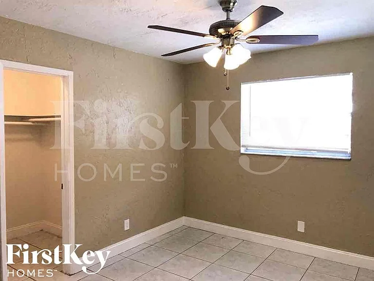 2840 SW 2nd Ct — Photo 13