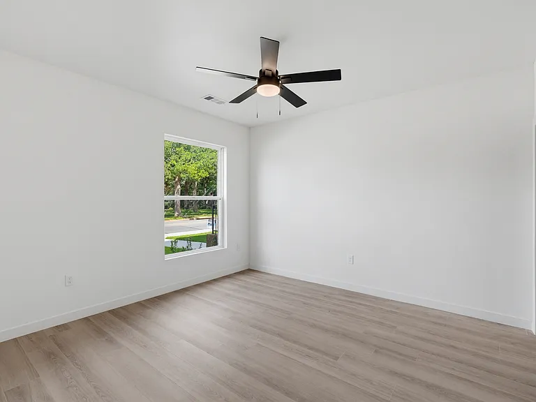 516 S Oconnor Rd — Photo 20