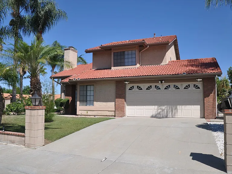3354 Dynelo Ave — Photo 1