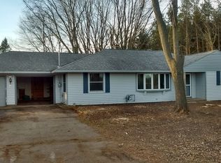 925 Western Ave, Cedarburg, WI 53012