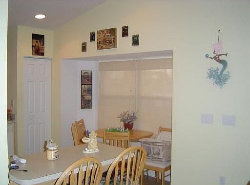3rd image of 524 SW Indian Key Dr