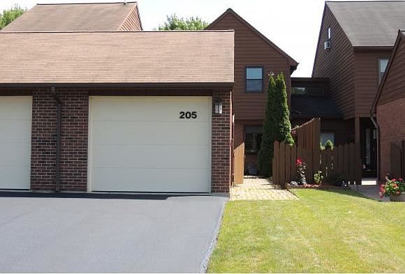 1st image of 205 Patio Dr