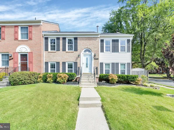 2182 Mayflower Dr, Woodbridge, VA 22192
