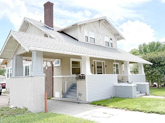 2nd image of 940 W 24th St