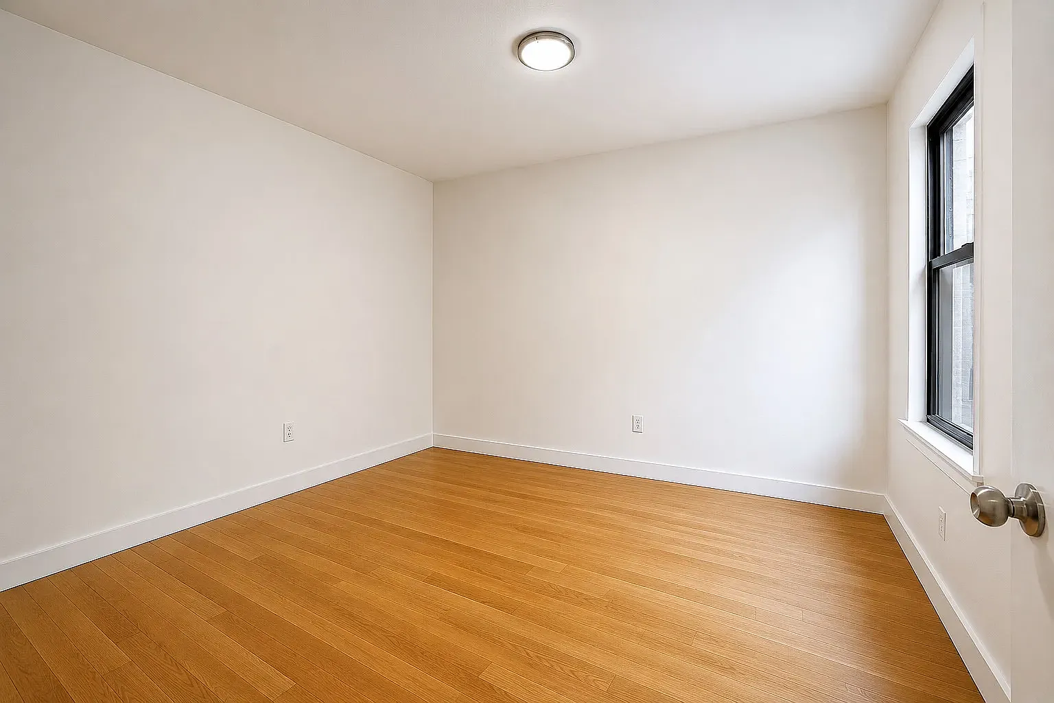 375 Chauncey Street — Photo 4
