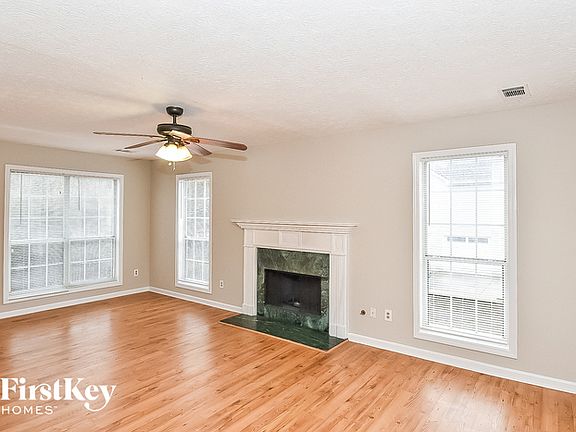 3rd image of 276 Due West Dr