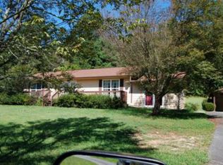 141 White Farm Ln, Andrews, NC 28901