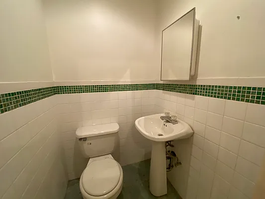 Rented by Simply Brooklyn Realty Inc | media 32