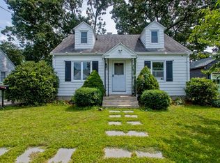 105 Lachine St, Chicopee, MA 01020