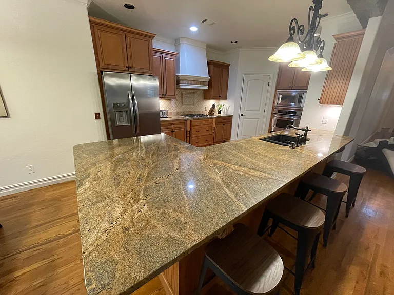 11818 S Oswego Ave — Photo 6
