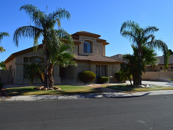 2nd image of 2452 W Spruce Dr
