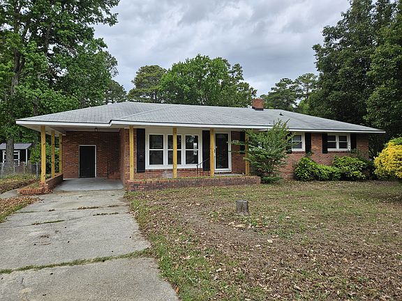 2nd image of 853 Shannon Dr