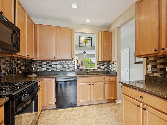 4th image of 3421 Rockwell Cir