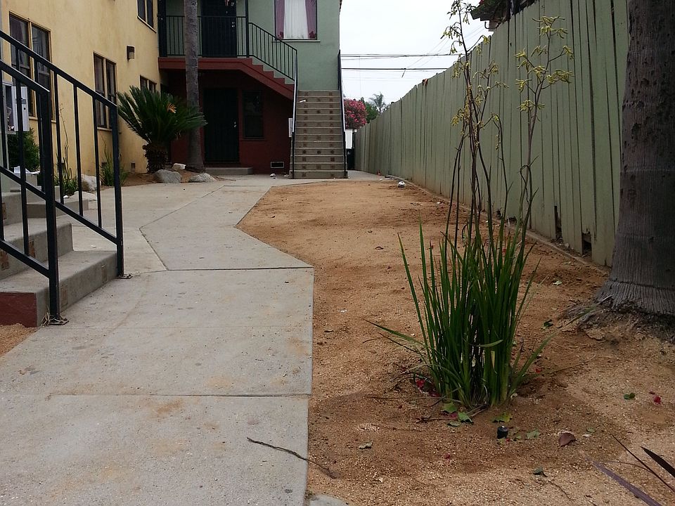 2nd image of 2026 Magnolia Ave APT 4