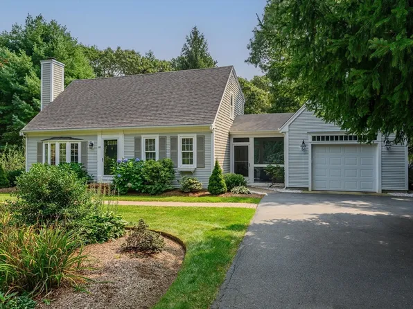 59 Liberty Ln, Barnstable, MA 02630