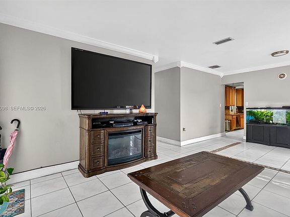5th image of 1440 N 68th Ave