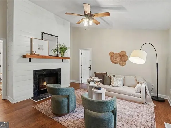 48 Lazy Water Dr SW, Cartersville, GA 30120