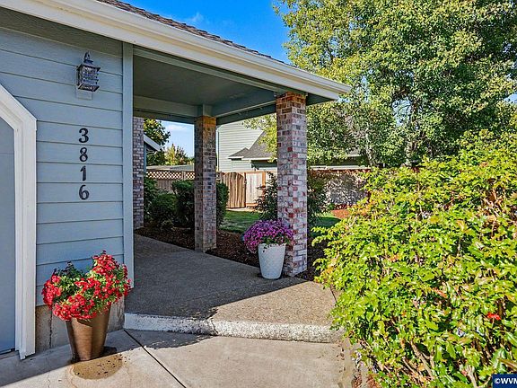 2nd image of 3816 Firwood Cir SE