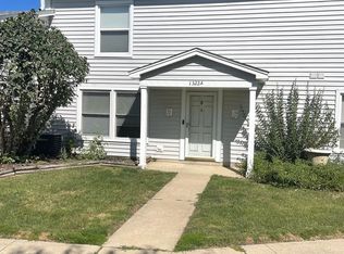 1322 S Glen Cir APT A, Aurora, IL 60506
