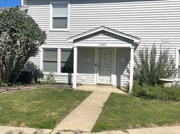 1322 S Glen Cir APT A, Aurora, IL 60506